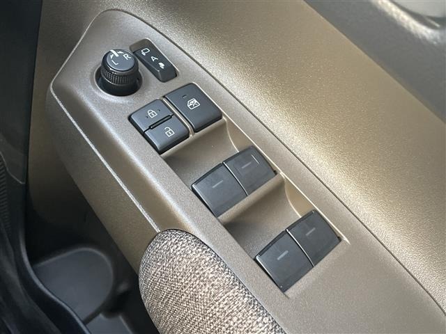 Toyota SIENTA 2023 6973702-12