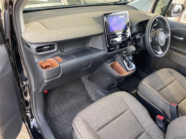 Toyota SIENTA 2023 6973702-6