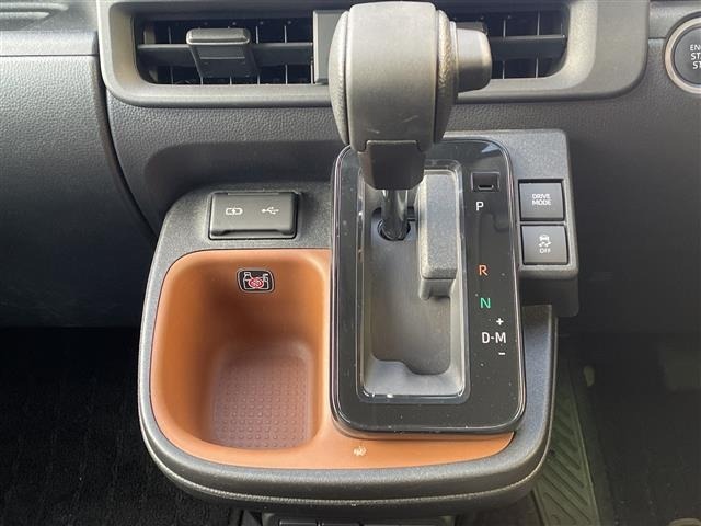 Toyota SIENTA 2023 6973702-9