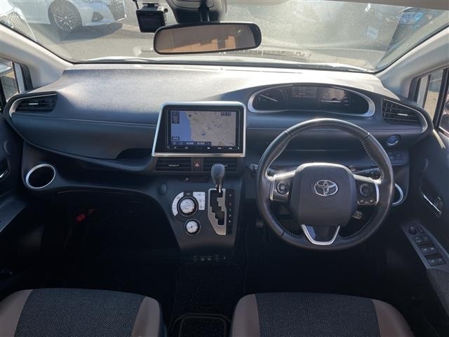 Toyota SIENTA 2021 6973711-15