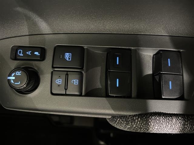 Toyota SIENTA 2023 6973732-12