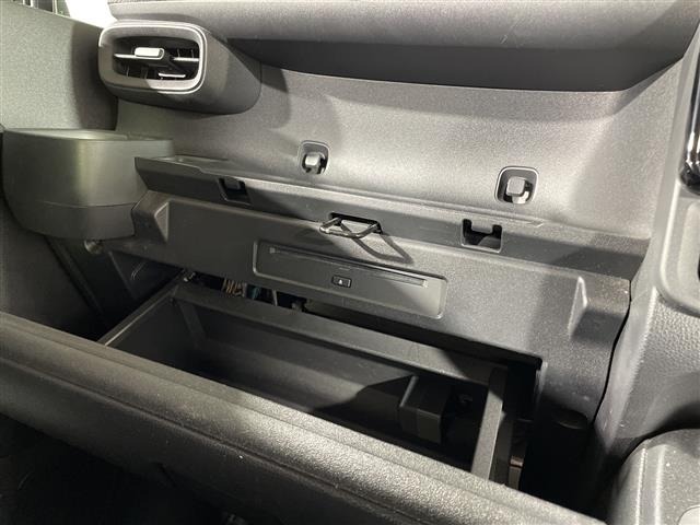 Toyota SIENTA 2023 6973732-23