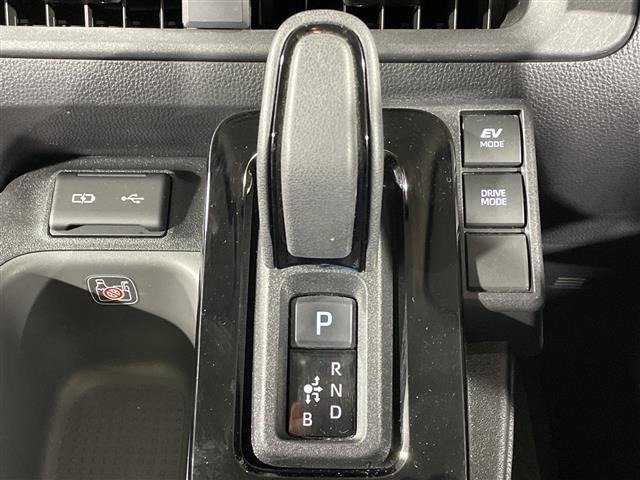Toyota SIENTA 2023 6973732-3