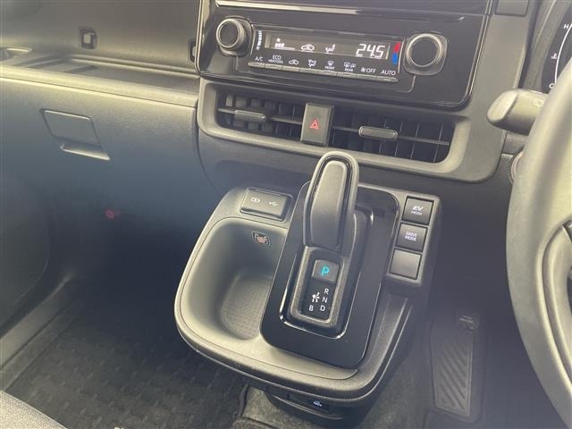 Toyota SIENTA 2023 6973768-22