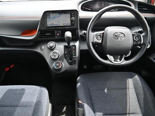 Toyota SIENTA 2017 6973769-15