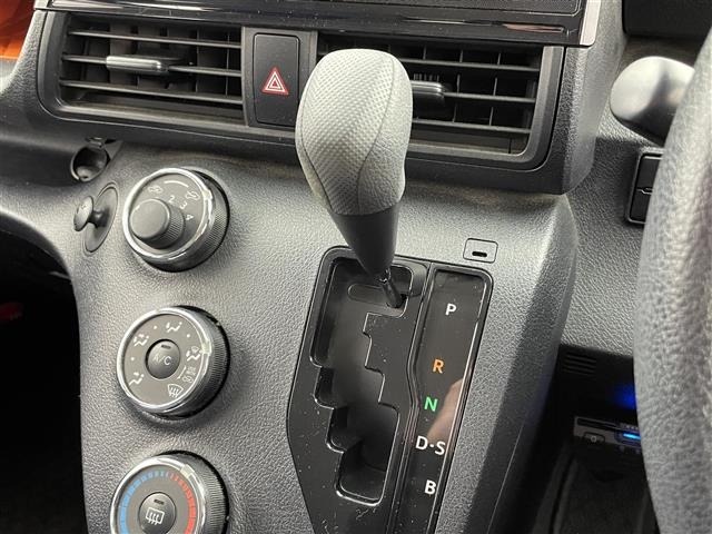 Toyota SIENTA 2016 6973798-12