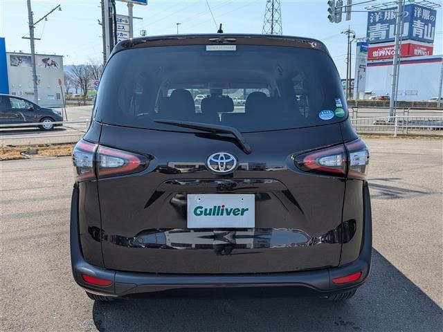 Toyota SIENTA 2018 6973831-11