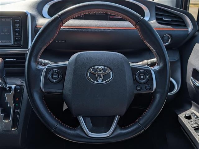 Toyota SIENTA 2018 6973831-4
