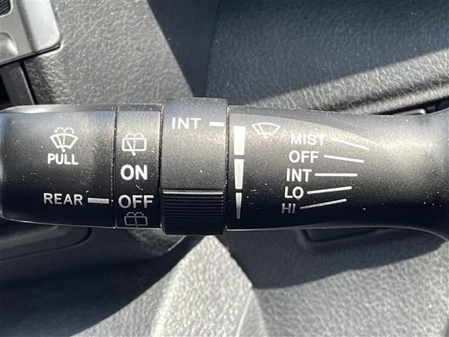 Toyota SIENTA 2018 6973832-1