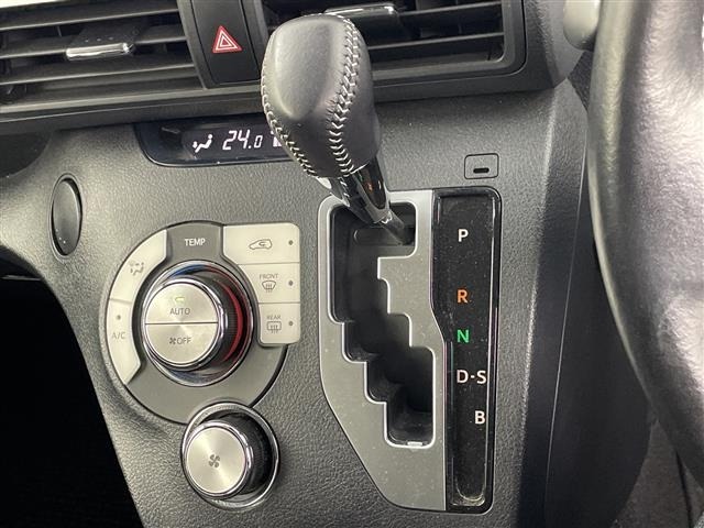 Toyota SIENTA 2021 6973864-10