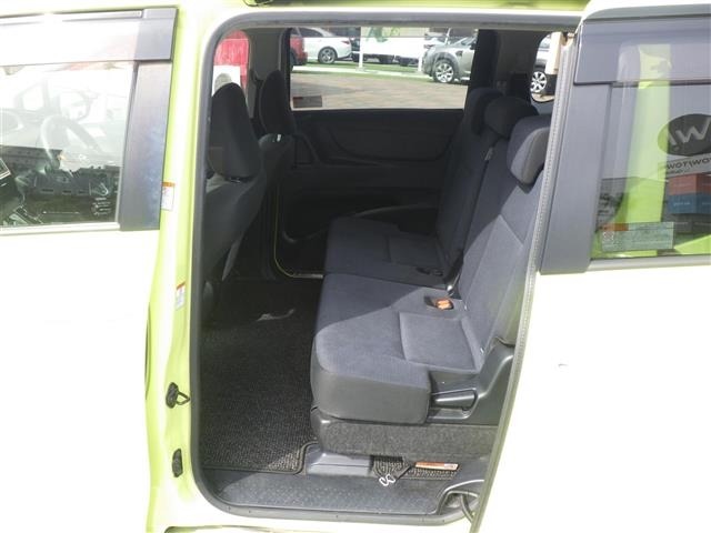 Toyota SIENTA 2016 6973868-23