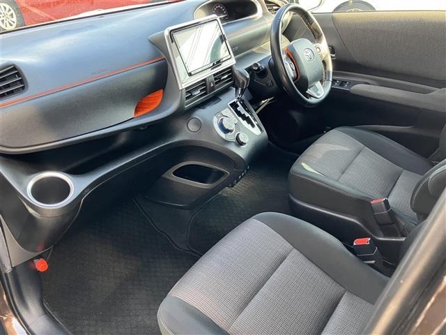 Toyota SIENTA 2019 6973888-2