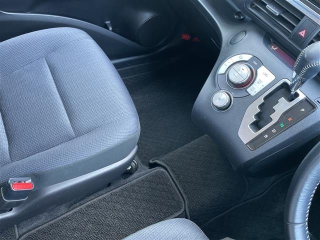 Toyota SIENTA 2016 6973905-2