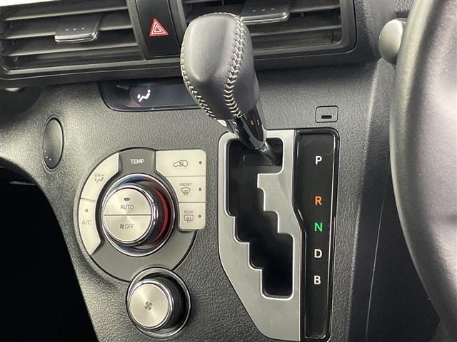 Toyota SIENTA 2021 6973916-12