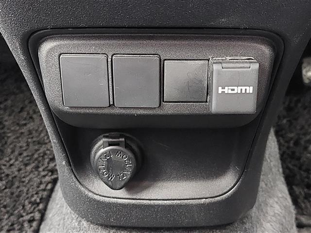 Toyota SIENTA 2023 6973923-11
