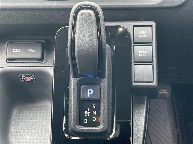 Toyota SIENTA 2023 6973927-12