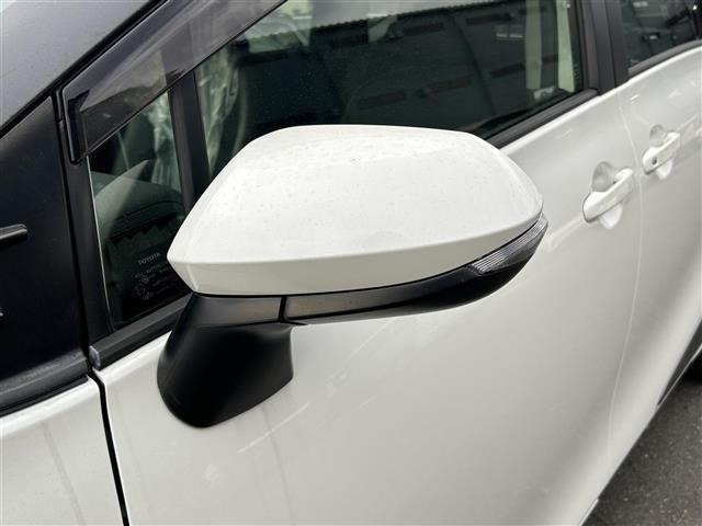 Toyota SIENTA 2018 6973950-11