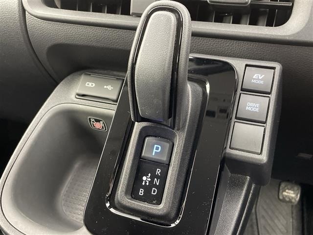Toyota SIENTA 2023 6973956-22
