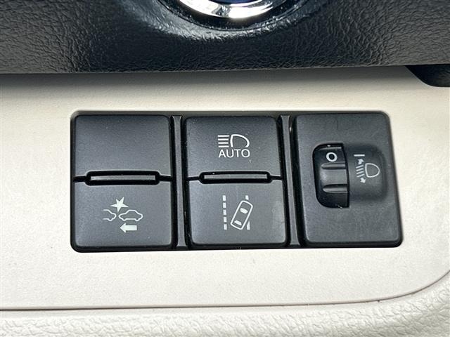 Toyota SIENTA 2015 6973967-9