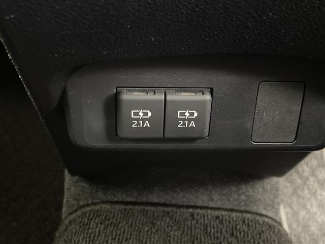Toyota SIENTA 2019 6974010-10