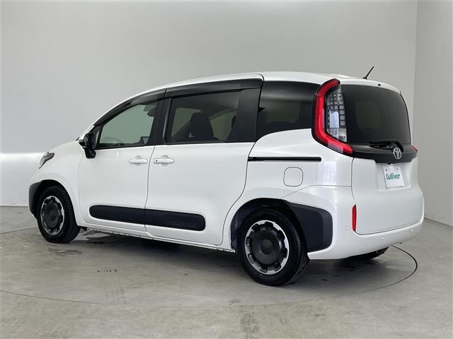 Toyota SIENTA 2023 6974044-13
