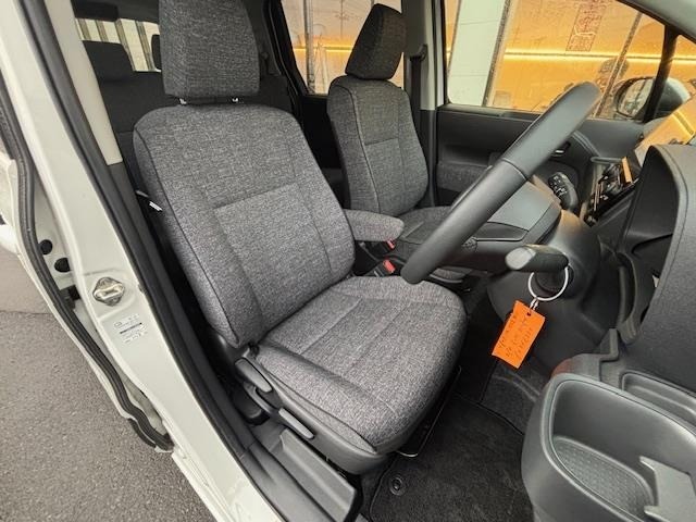 Toyota SIENTA 2023 6974102-2