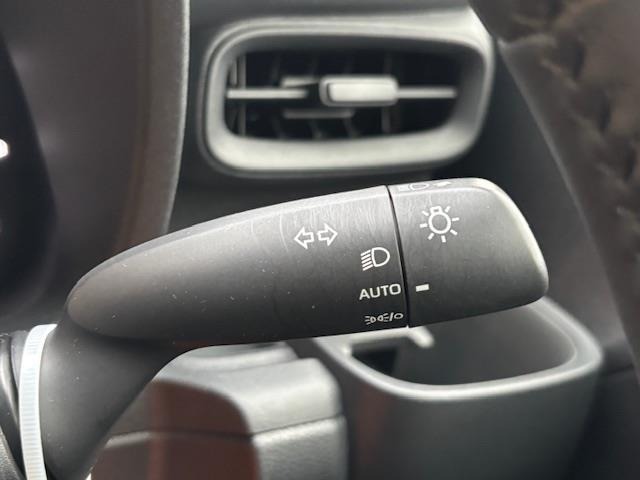Toyota SIENTA 2023 6974102-5