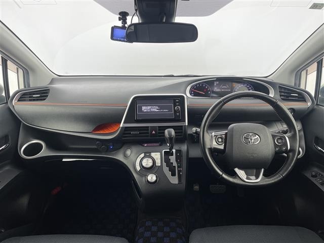 Toyota SIENTA 2018 6974103-14