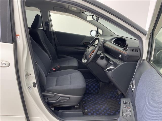 Toyota SIENTA 2018 6974103-4