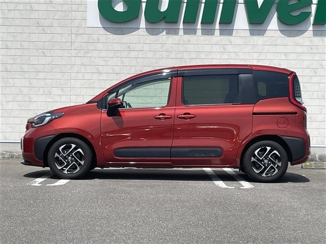 Toyota SIENTA 2023 6974118-17