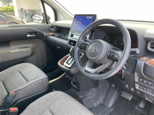 Toyota SIENTA 2023 6974118-9