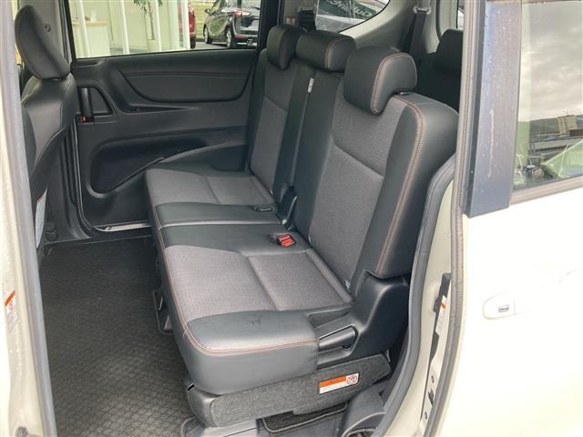 Toyota SIENTA 2017 6974214-6