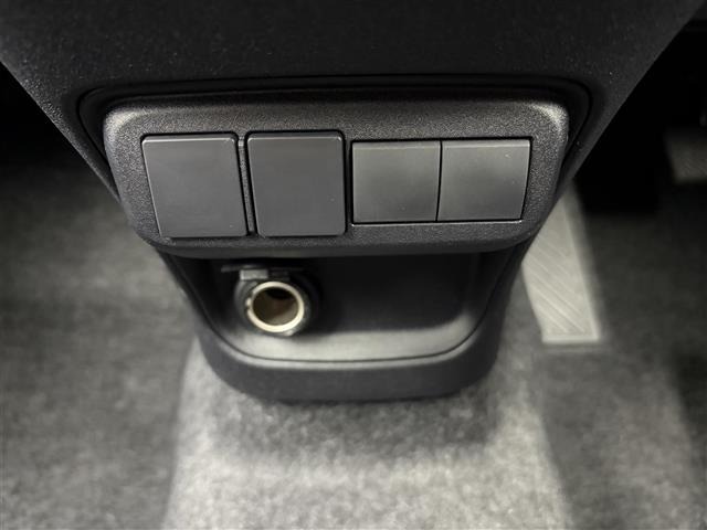 Toyota SIENTA 2025 6974277-12