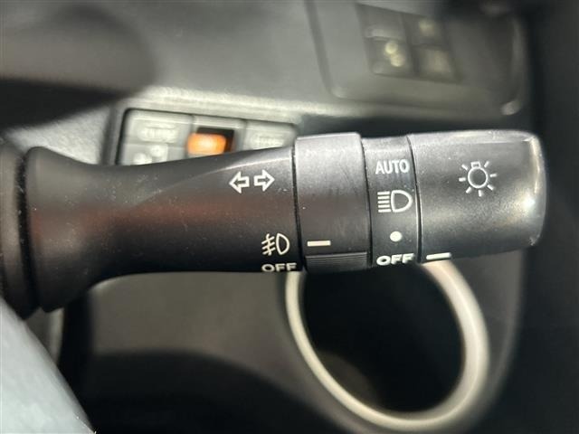 Toyota SIENTA 2019 6974295-9