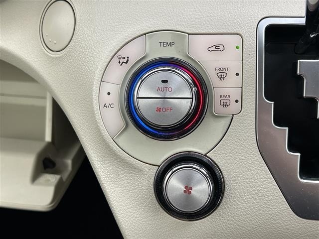 Toyota SIENTA 2016 6974344-11