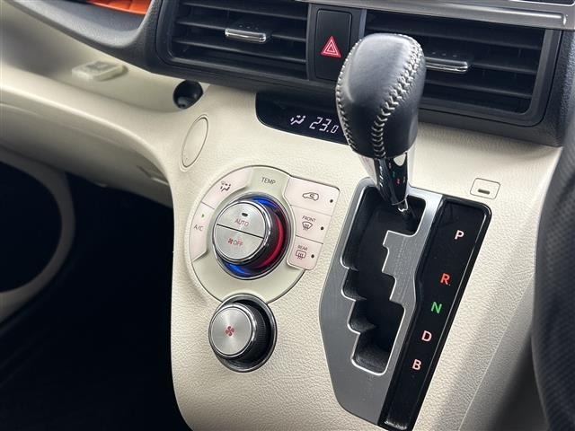 Toyota SIENTA 2017 6974345-2
