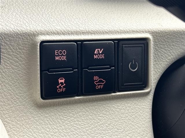 Toyota SIENTA 2017 6974345-7