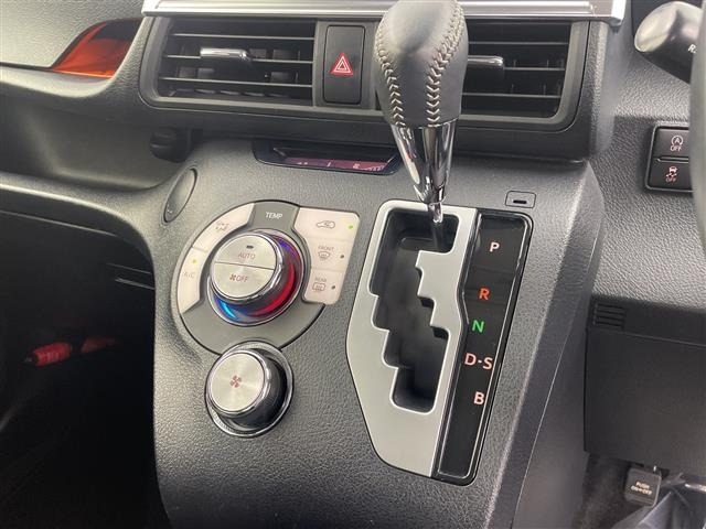 Toyota SIENTA 2019 6974389-1