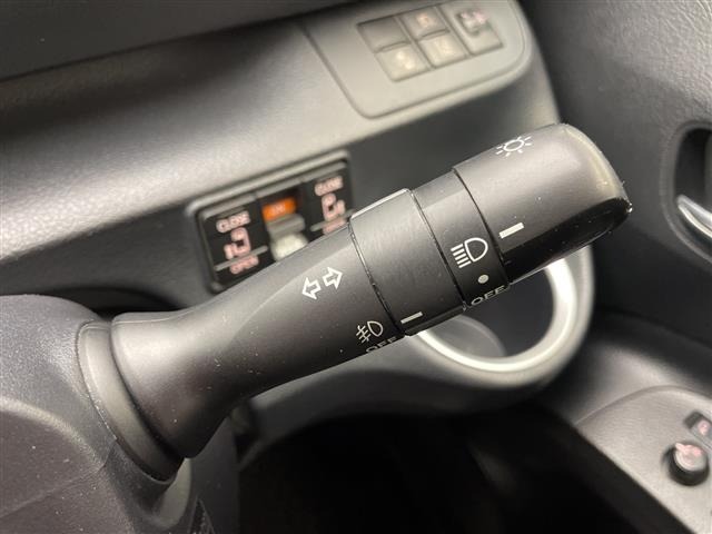 Toyota SIENTA 2017 6974401-11