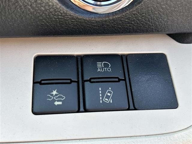 Toyota SIENTA 2016 6974413-17