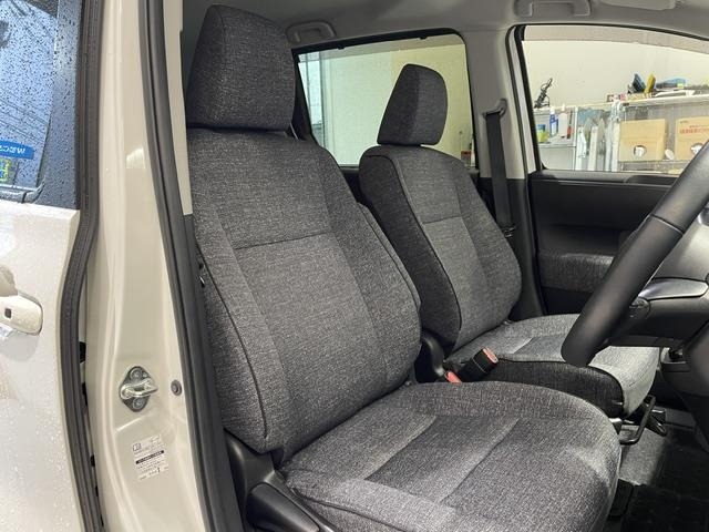 Toyota SIENTA 2023 6974428-11