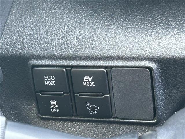 Toyota SIENTA 2018 6974453-8