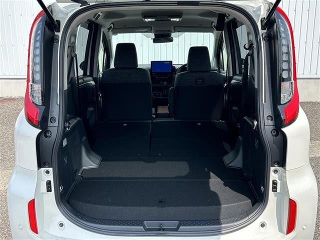 Toyota SIENTA 2023 6974455-11