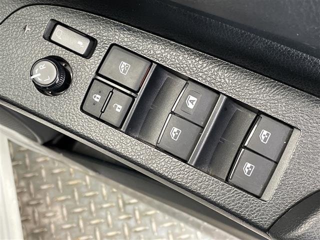 Toyota SIENTA 2019 6974510-10