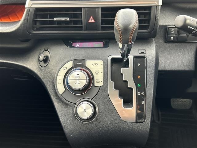 Toyota SIENTA 2018 6974539-8