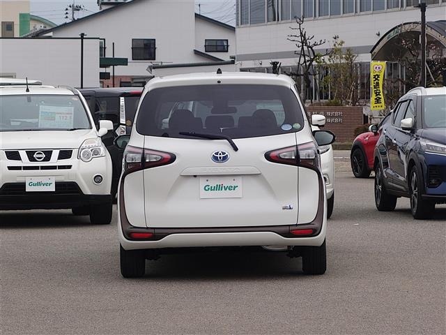 Toyota SIENTA 2017 6974555-11