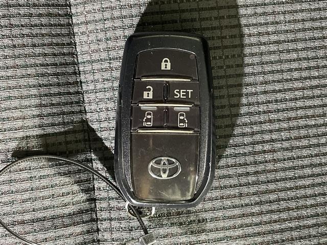 Toyota SIENTA 2022 6974577-5