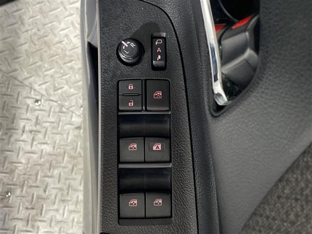 Toyota SIENTA 2022 6974577-7
