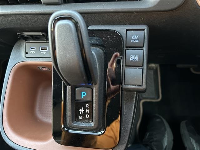 Toyota SIENTA 2023 6974578-11
