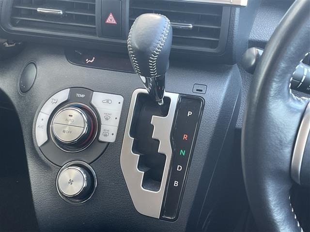 Toyota SIENTA 2020 6974641-4